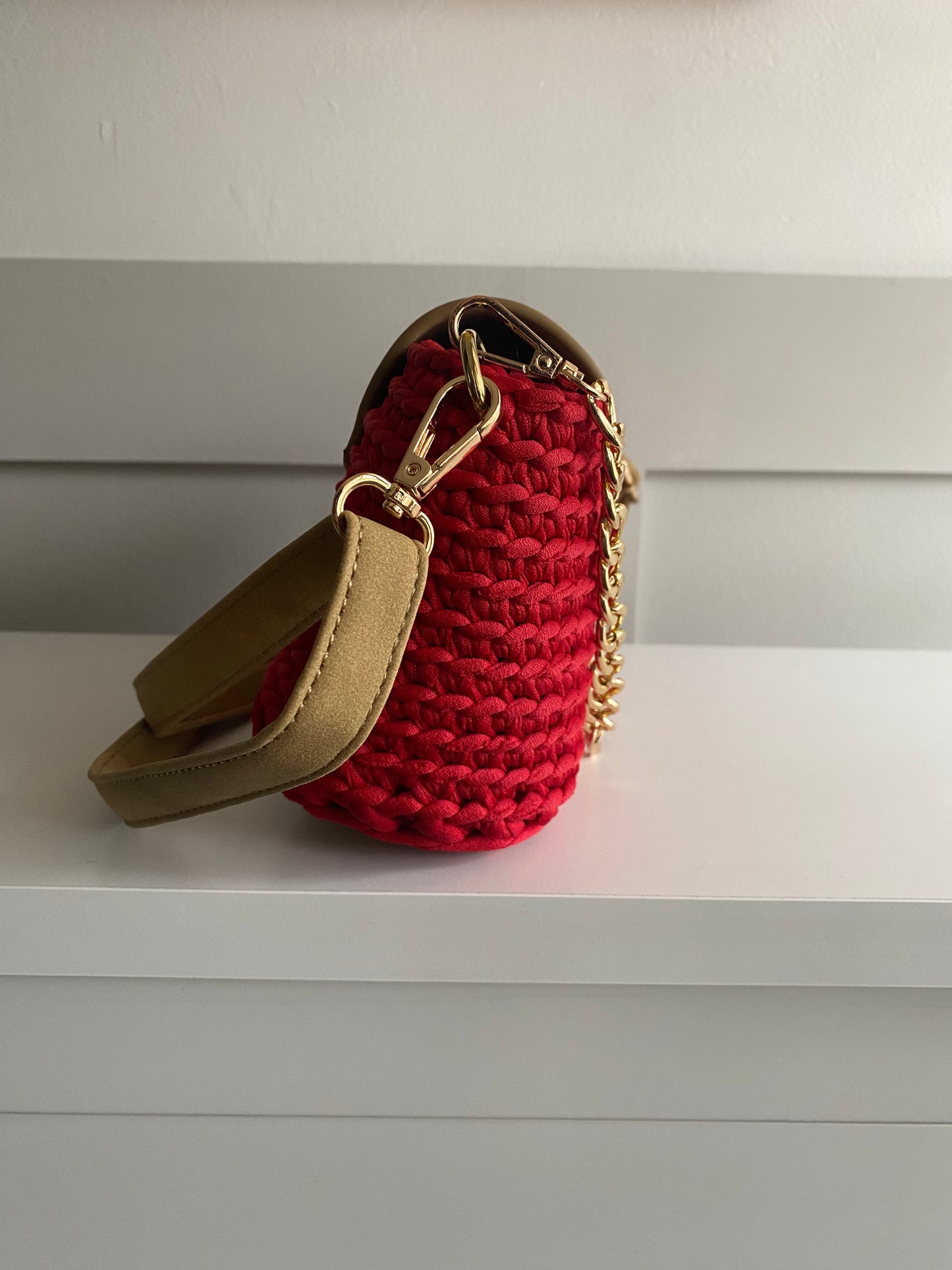 Cherry Clutch