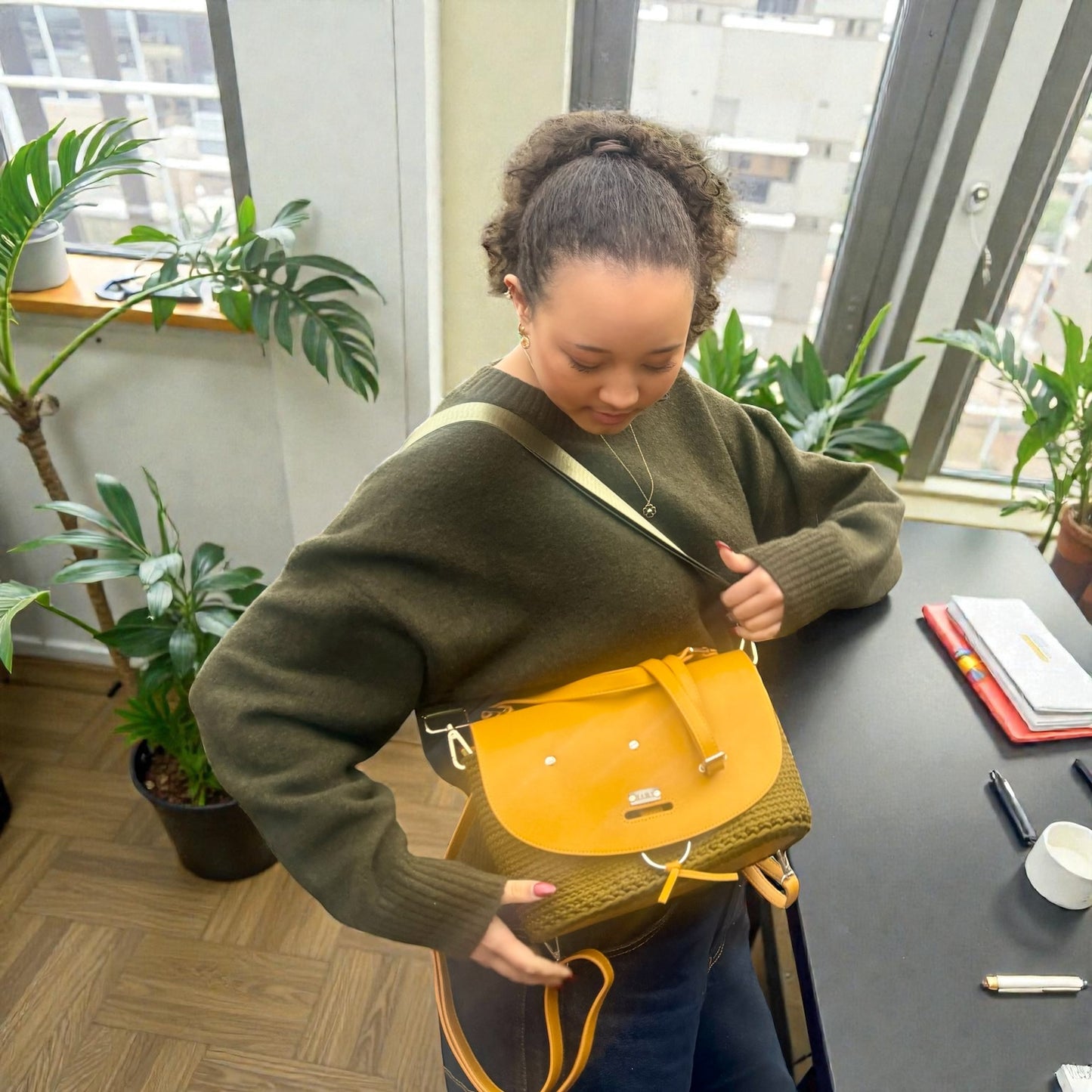Office / Crosbody Bag